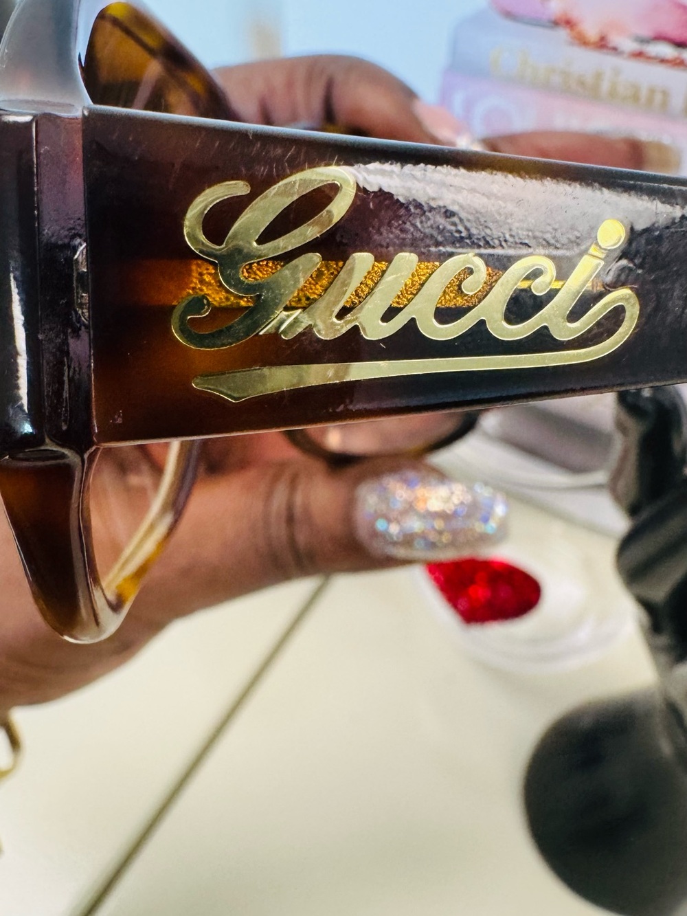 Gucci Brown Gradient Oversized Round Sunglasses - Picture 5 of 8